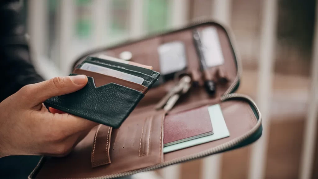Smart-Travel-Wallet-Tech-for-Secure-and-Organized-Adventures-1024x576 The 15 Best Travel Gadgets in 2024: Upgrade Your Journey